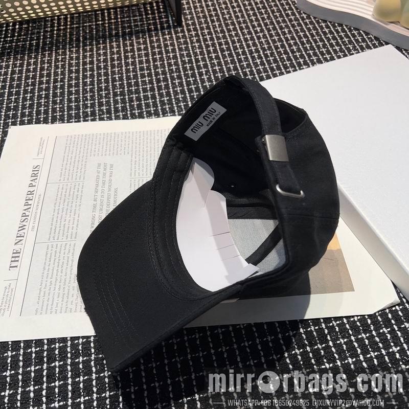 Replica Miumiu cap dx10
