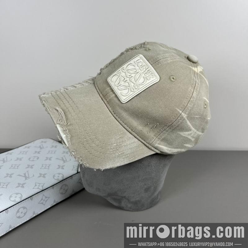 Replica Loewe cap dx42