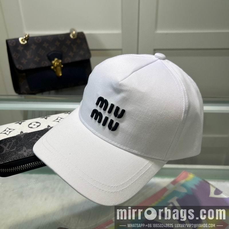 Replica Miumiu cap dx49