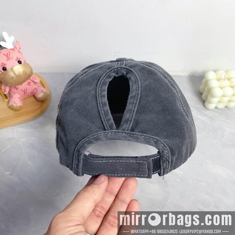 Replica Chanel cap dx26