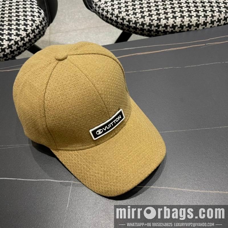 Replica LV cap 010701
