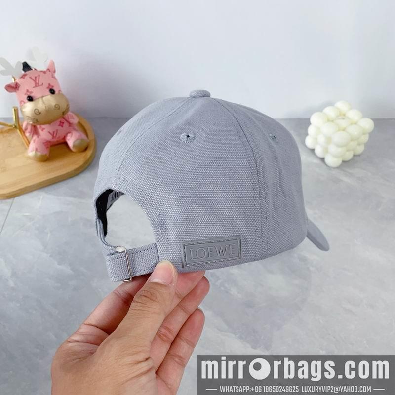 Replica Loewe cap dx20