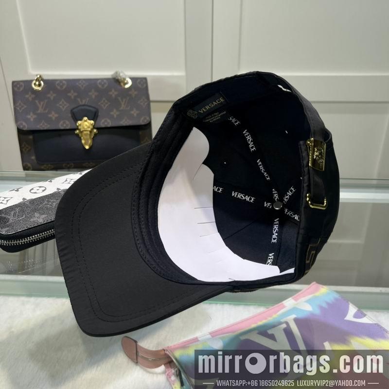 Replica Versace cap dx07