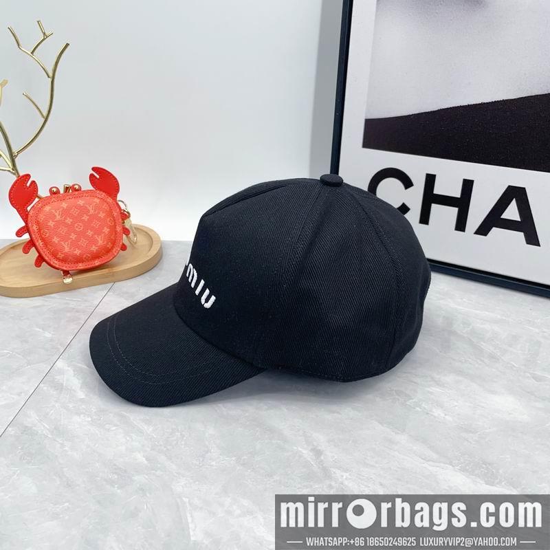 Replica Miumiu cap dx03