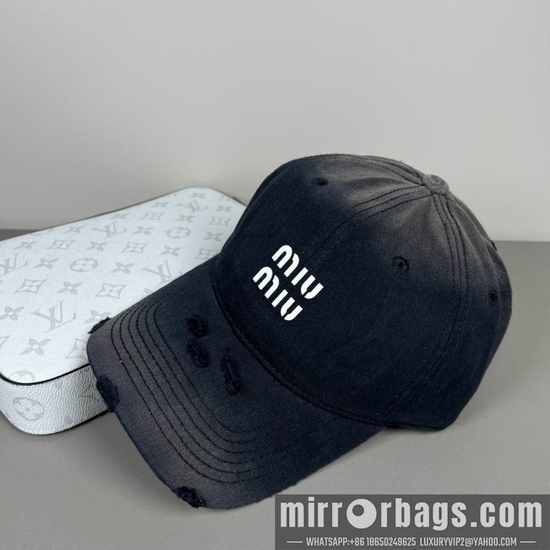Replica Miumiu cap dx44