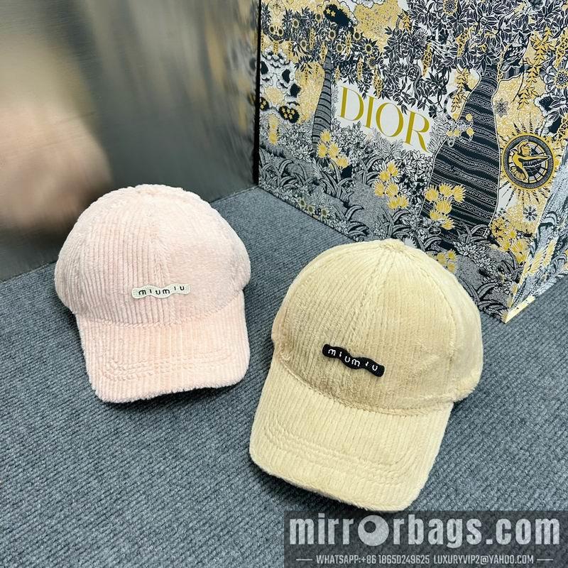 Replica Miumiu cap dx78