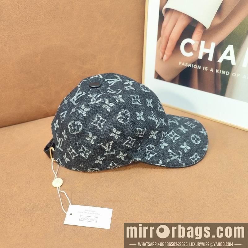 Replica LV cap dx84
