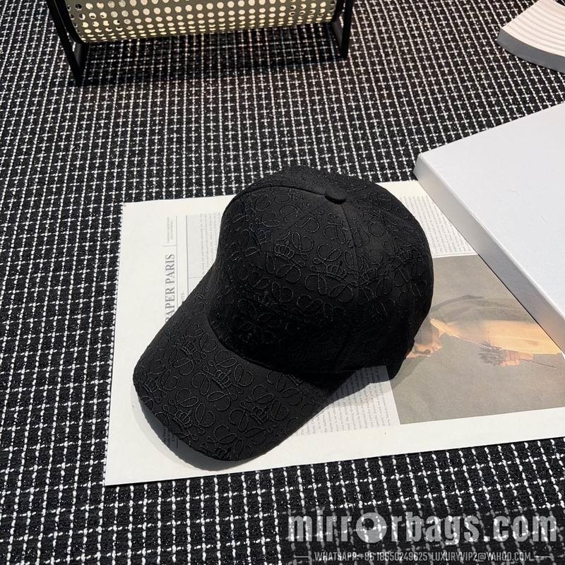 Replica Loewe cap dx03