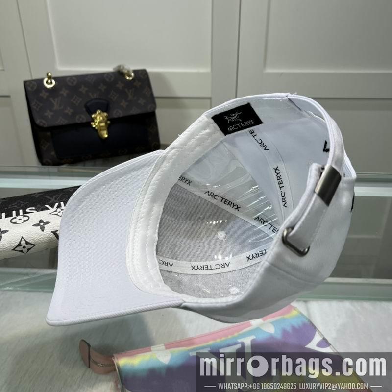 Replica Arcteryx cap dx13