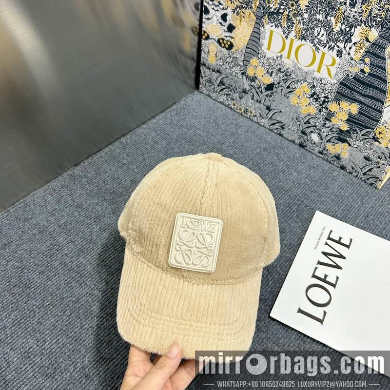 Replica Loewe cap dx24