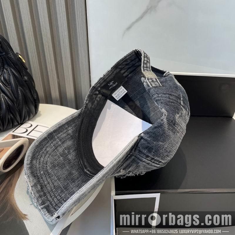 Replica Arcteryx cap dx18