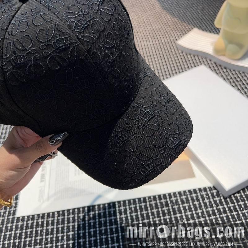 Replica Loewe cap dx03