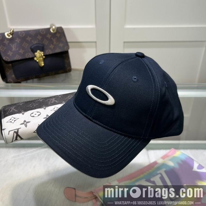 Replica Other cap dx07