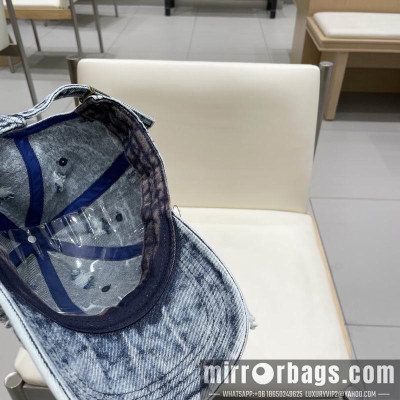 Replica LV Cap 032001