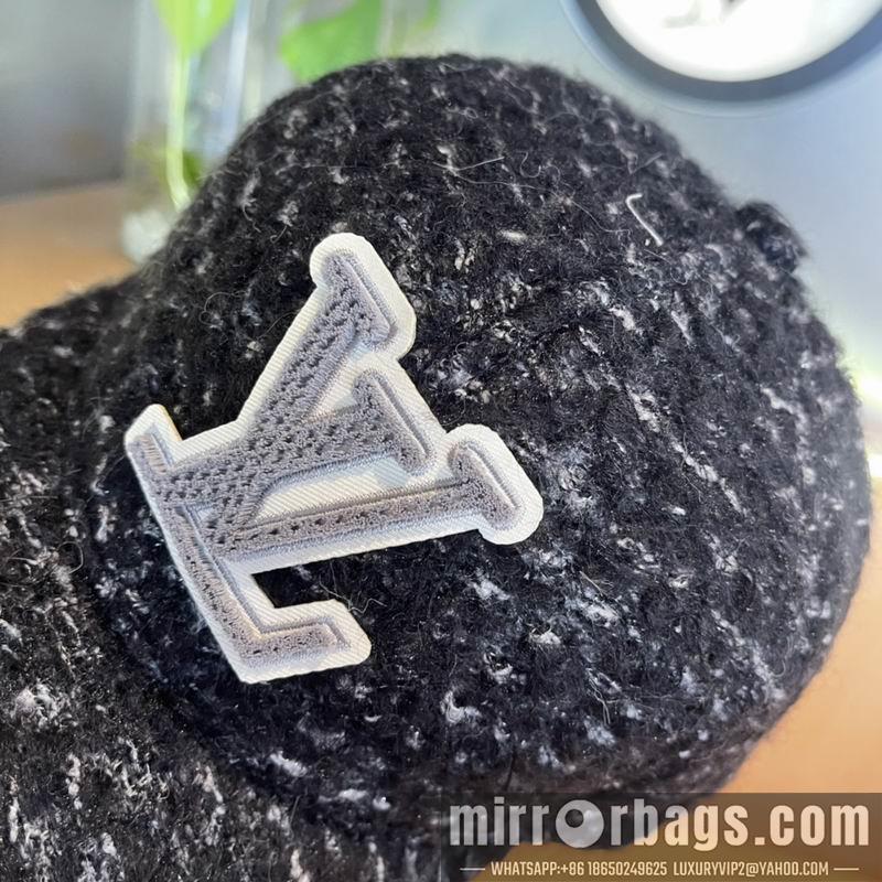 Replica LV cap 121406