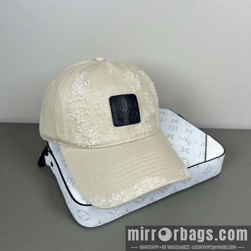 Replica Dior cap dx07