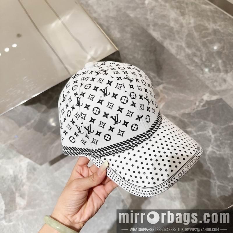 Replica LV Hat 072806