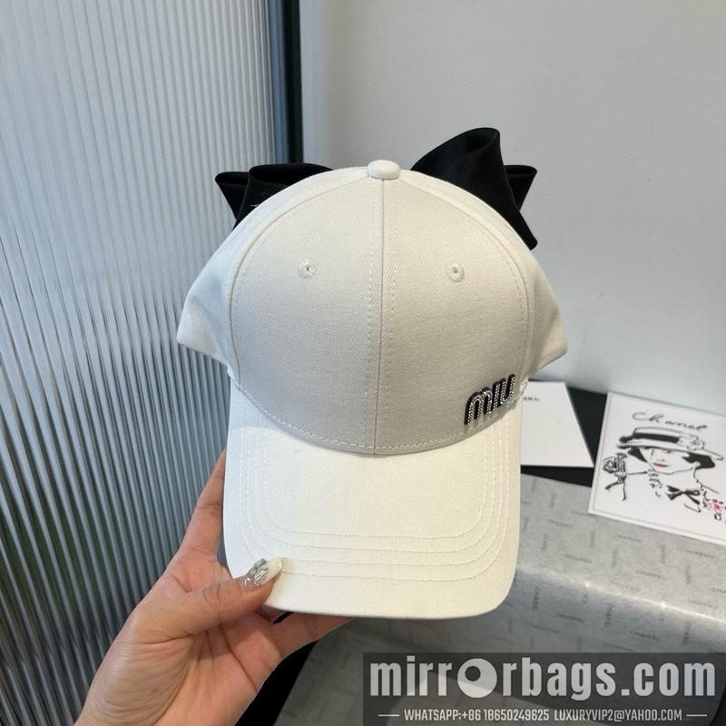 Replica Miumiu cap dx06