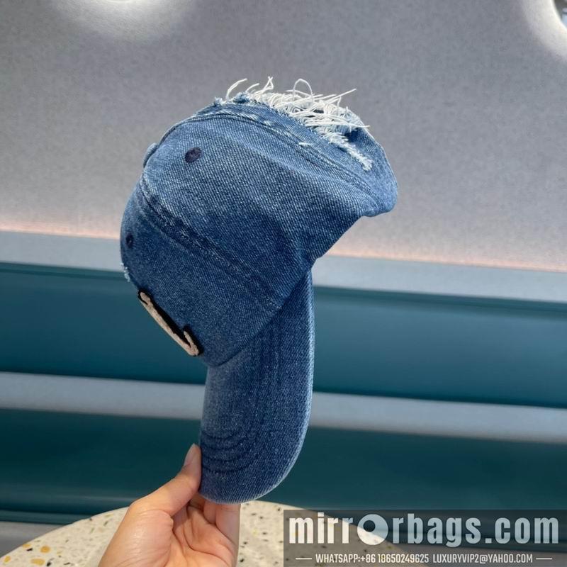 Replica LV cap 072207