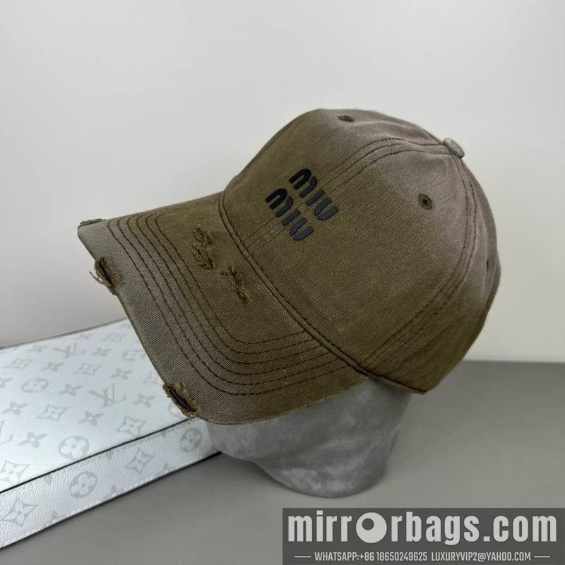 Replica Miumiu cap dx44