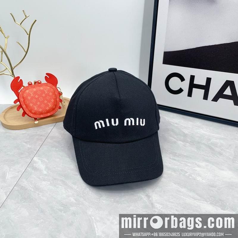 Replica Miumiu cap dx03