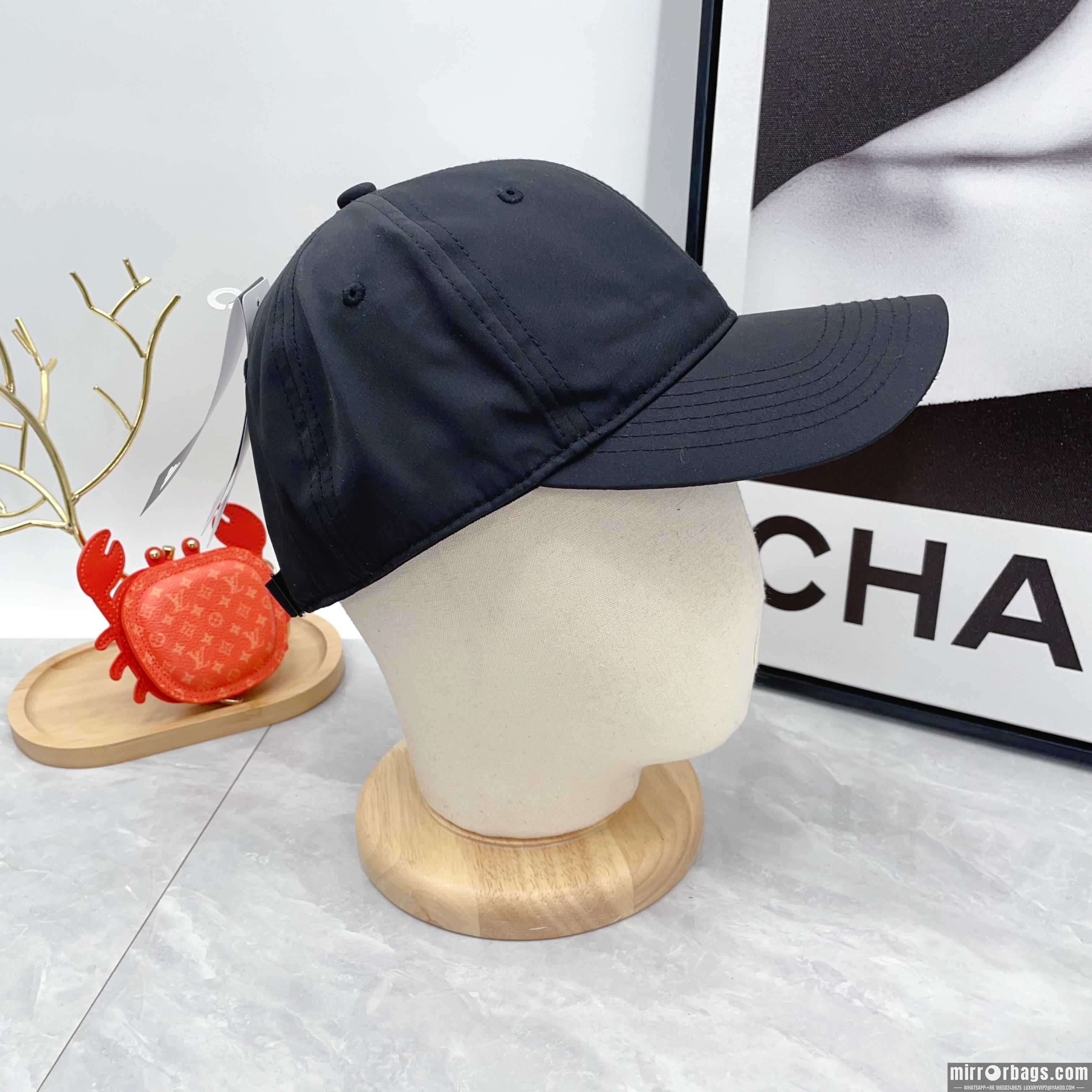 Replica Adidas cap dx03