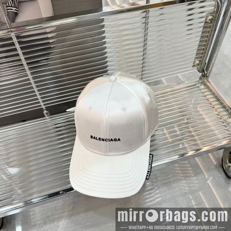 Replica Balenciaga Cap hm36