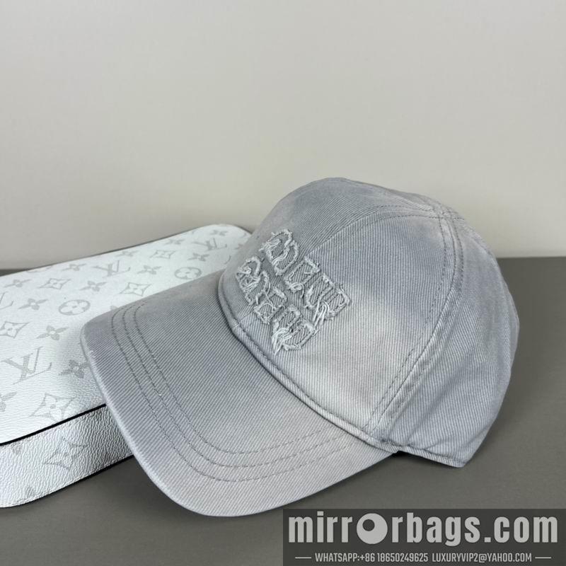 Replica Miumiu cap dx19
