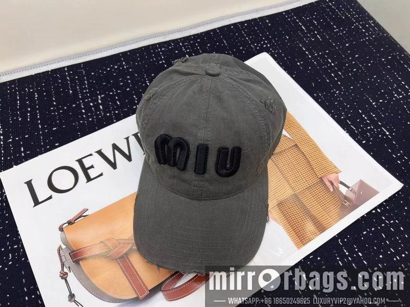 Replica Miumiu cap dx72