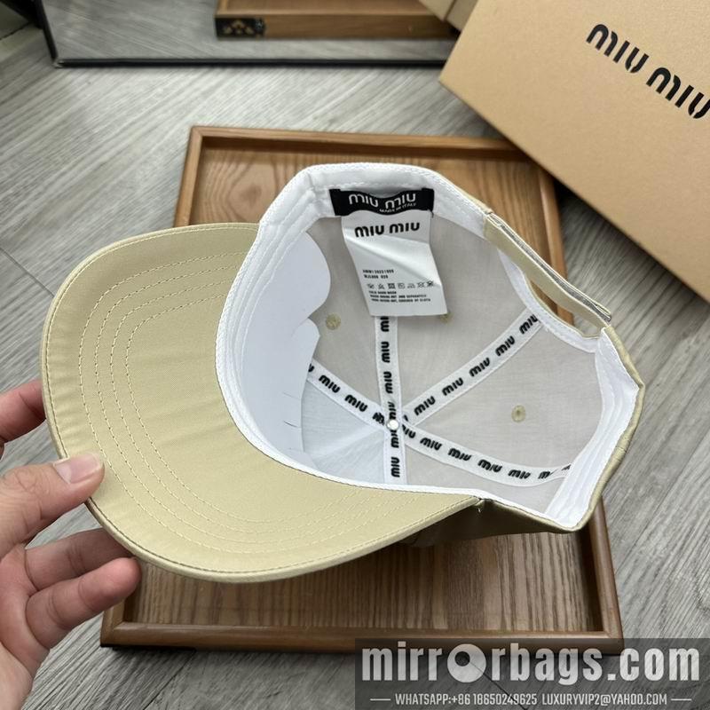 Replica Miumiu cap dx60