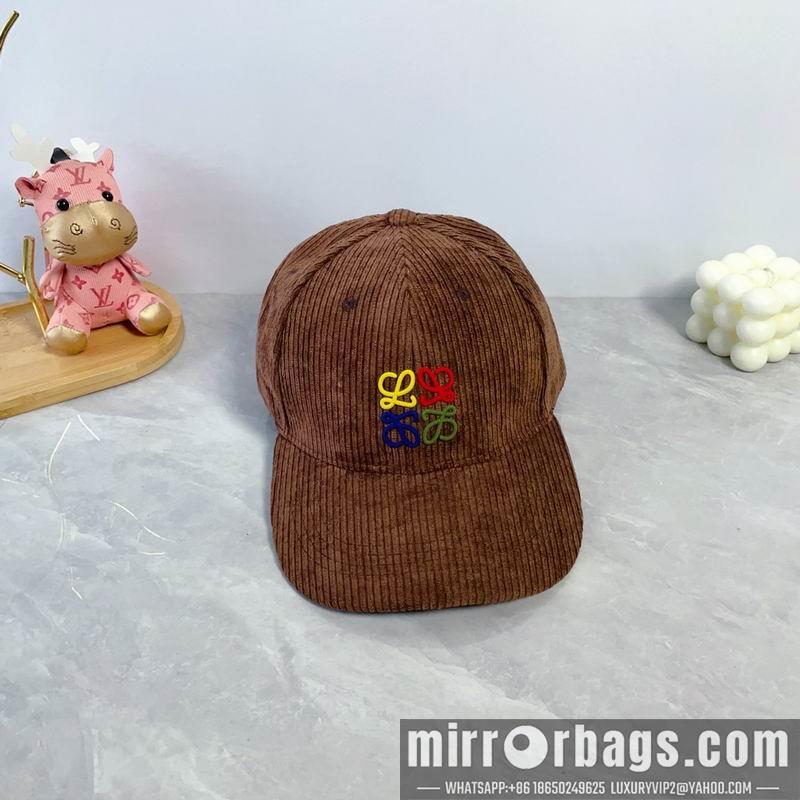 Replica Loewe cap dx15