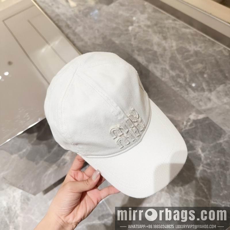 Replica Miumiu cap dx67
