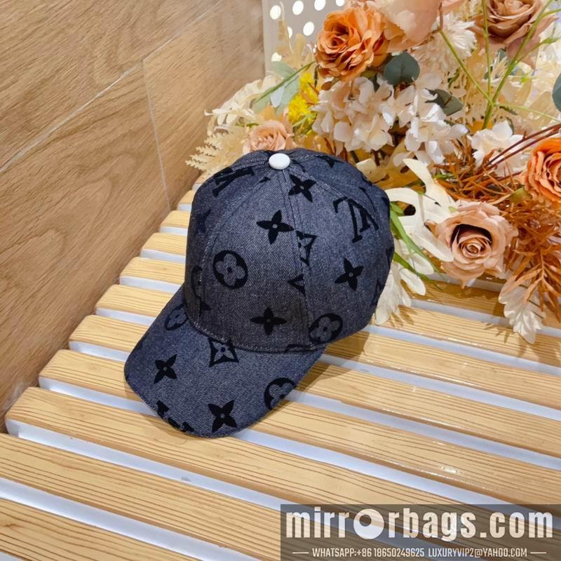 Replica LV cap 102803