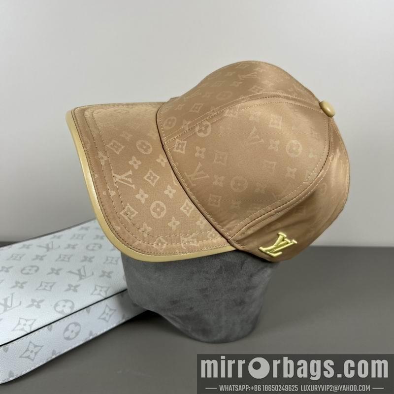 Replica LV cap dx07
