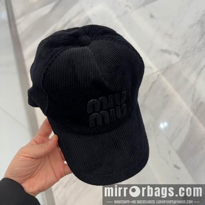 Replica Miumiu Cap dx37