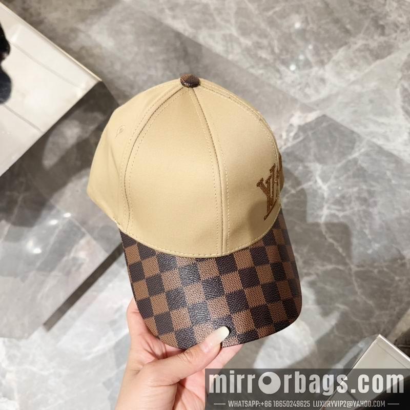 Replica LV cap 071303