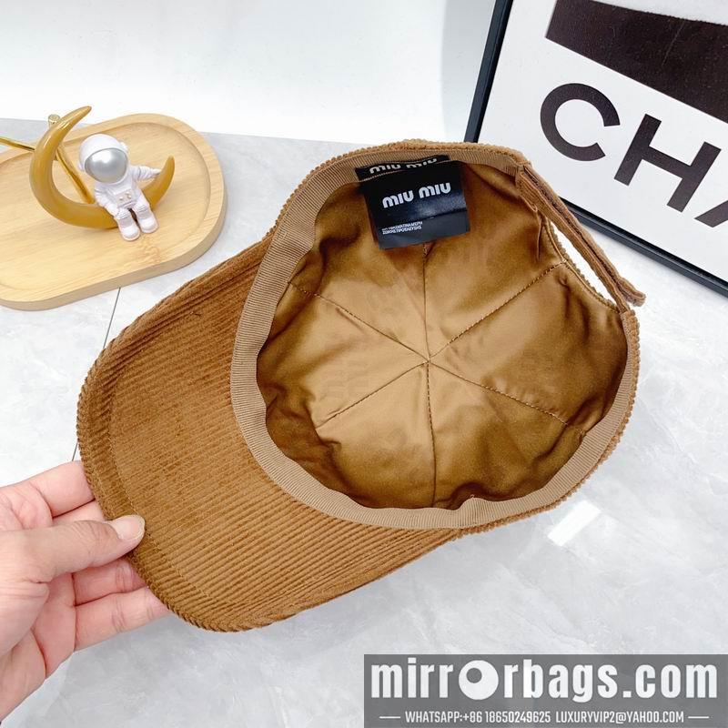 Replica Miumiu Cap dx34