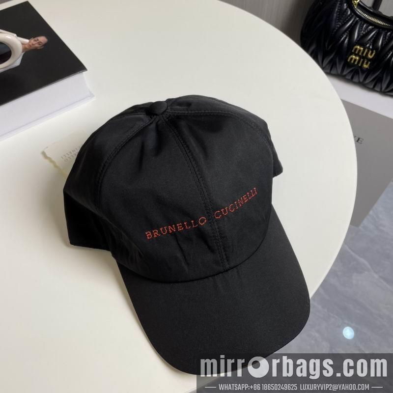 Replica BruneIIo CucineIIi cap 050707
