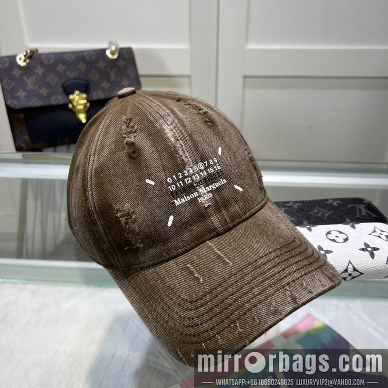 Replica Other cap dx01