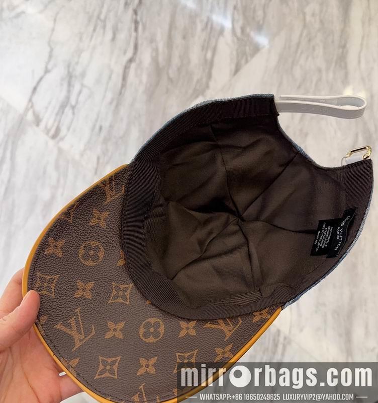 Replica LV cap dx56