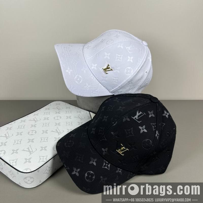 Replica LV cap dx18