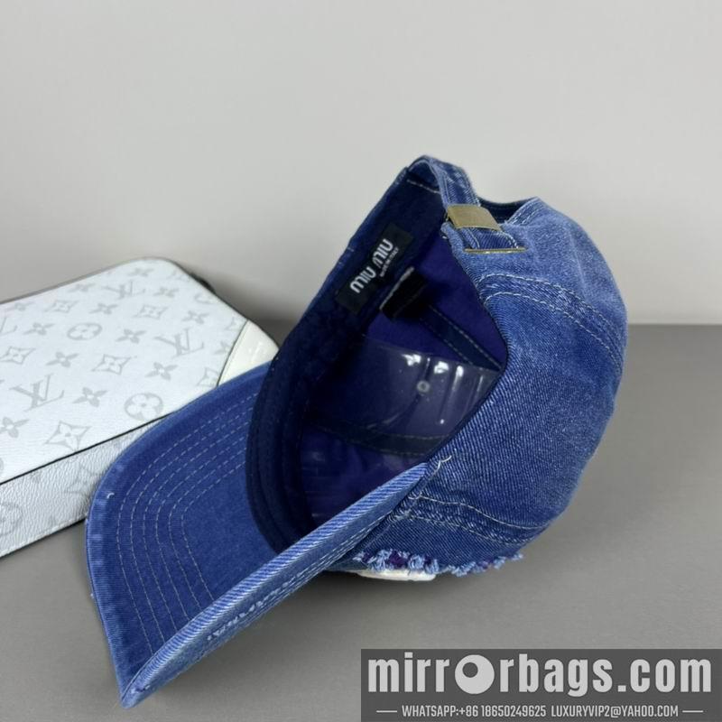 Replica Miumiu cap dx15