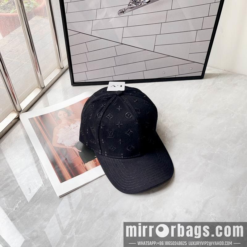 Replica LV cap 050703