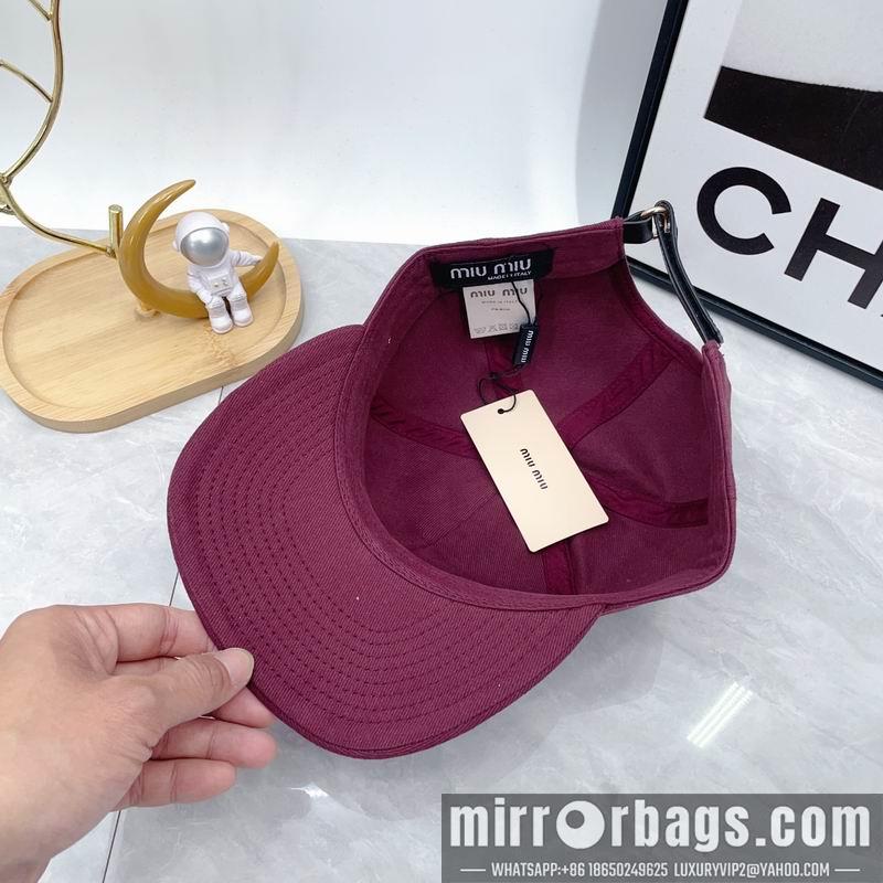Replica Miumiu cap dx07