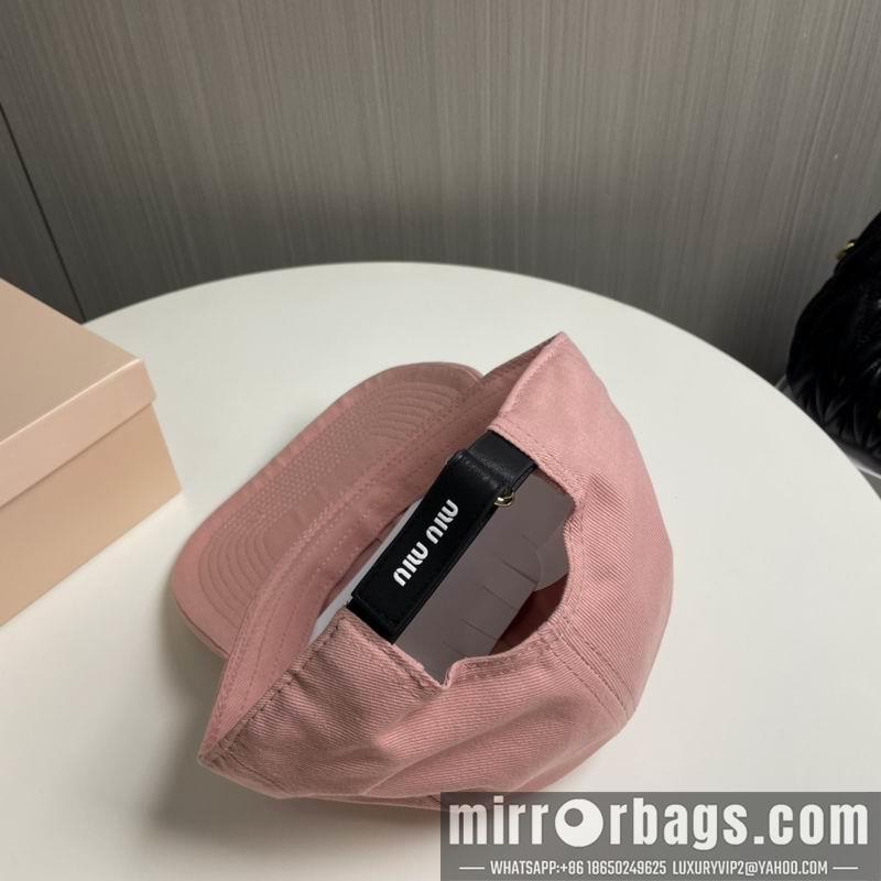 Replica Miumiu cap dx65