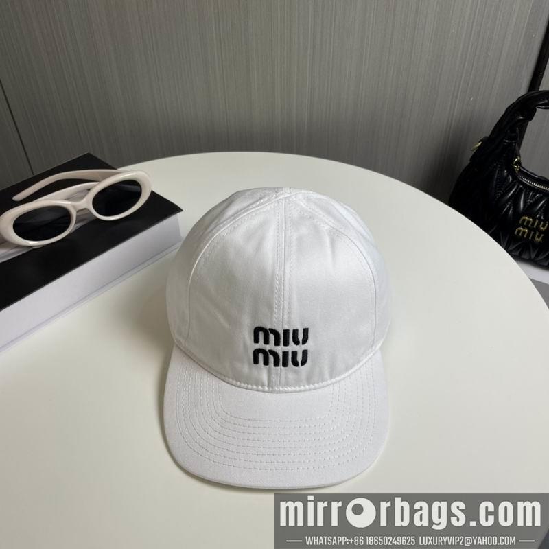 Replica Miumiu cap 071304