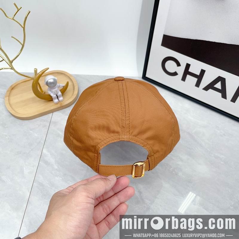 Replica Celine cap dx35