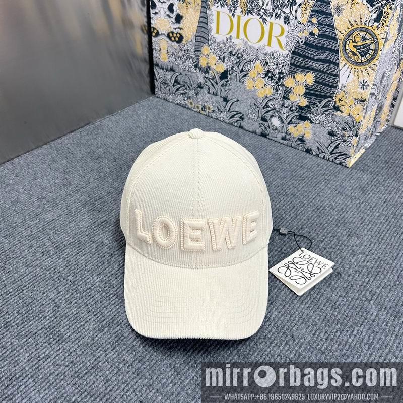 Replica Loewe cap dx30