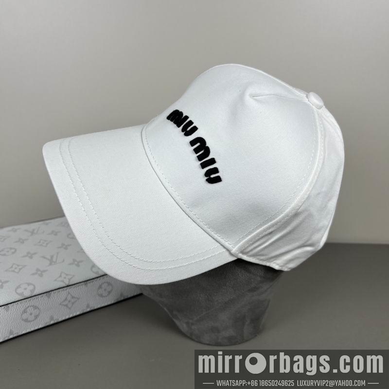 Replica Miumiu cap dx11
