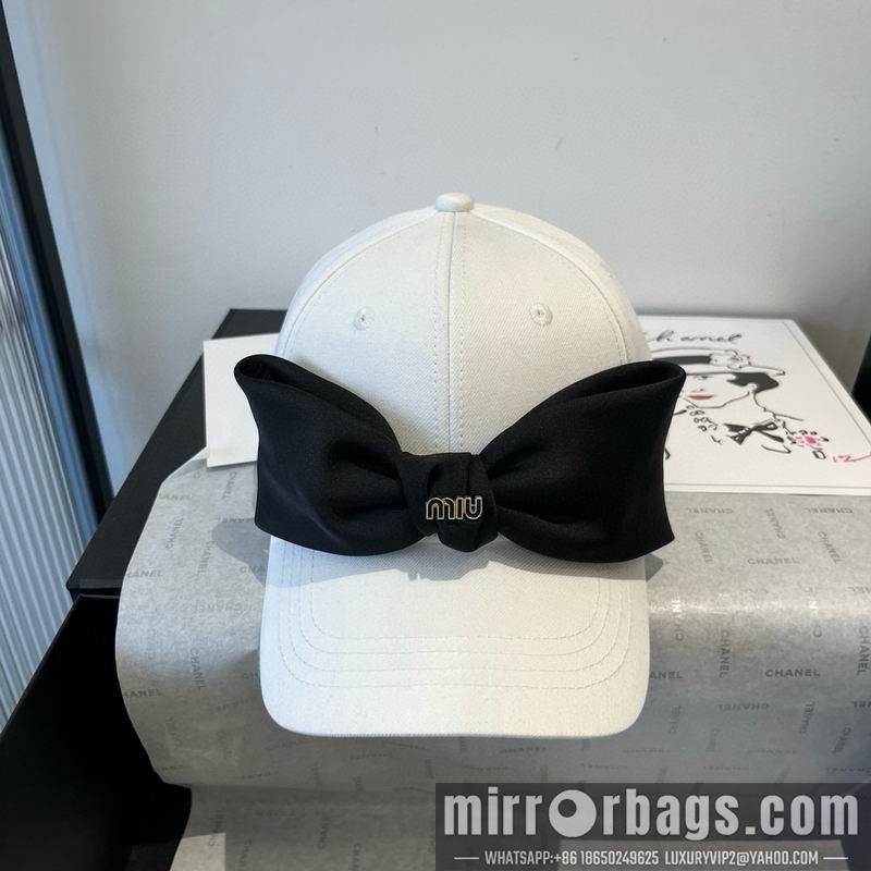 Replica Miumiu cap dx05